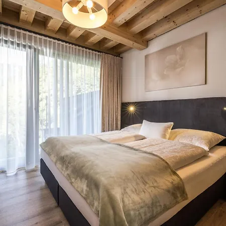 Zeit - Alpine Garden Apartment *