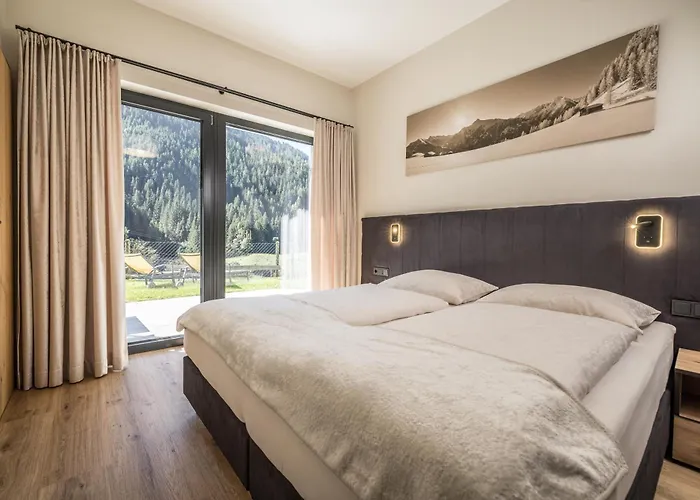 Zeit - Alpine Garden מאיירהופן