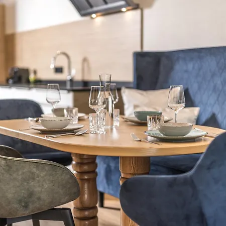 Zeit - Alpine Garden * Майргофен