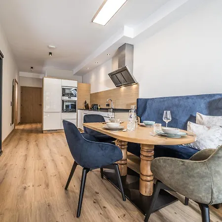 Apartman Zeit - Alpine Garden *